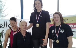550dd2ec44ce8_podium1.jpg